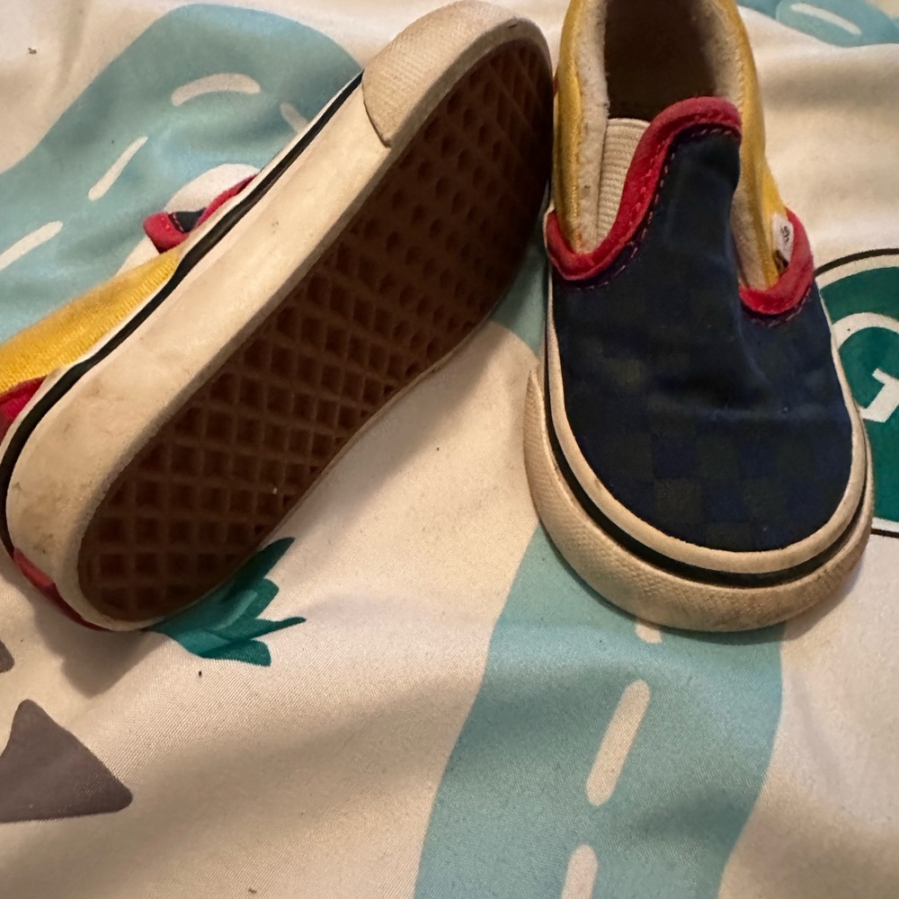 Vans - Picture 3 of 3